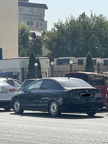 прибор ауди: Honda Civic: 2008 г., 1.3 л, Автомат, Гибрид, Седан — 1