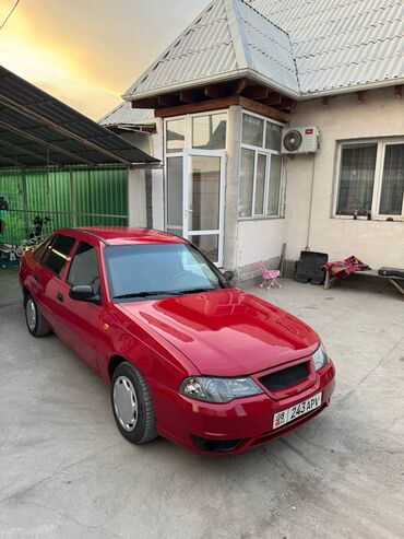 Daewoo: Daewoo Nexia: 2011 г., 1.6 л, Механика, Бензин, Седан