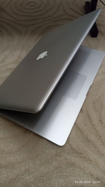 macbook pro i9: Ноутбук, Apple, 8 ГБ ОЗУ, Intel Core i7, Б/у, Для работы, учебы