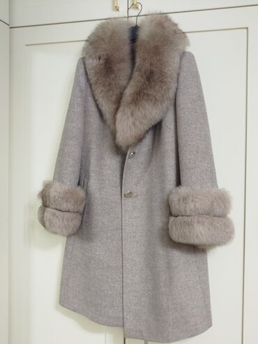 женские халаты с капюшоном: Puxovik kurtka, Versace, M (EU 38)