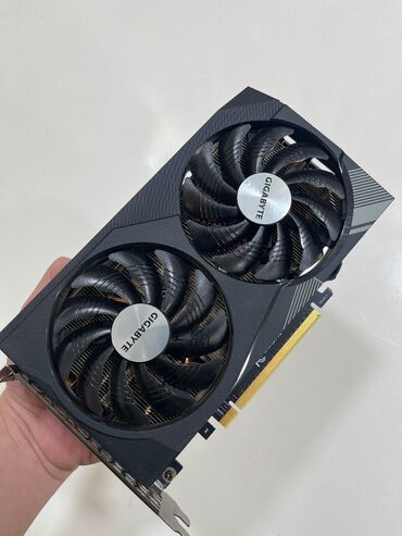 Мониторы: Видеокарта Gigabyte GeForce RTX 3060, 12 ГБ, Б/у