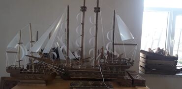 Gəmi modelləri: Əl işi olan bu taxta gəmi modeli, dəniz mövzularını sevənlər üçün -da lalafo.az — 12 Gəmi modelləri: Əl işi olan bu taxta gəmi modeli, dəniz mövzularını sevənlər üçün — 12