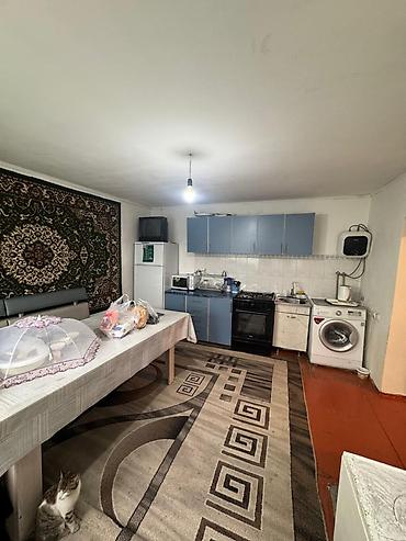 Продажа коттеджей и домов: Продается Жилой Дом 2,3 сотки. Половина дома. Угловой дом. По — 14