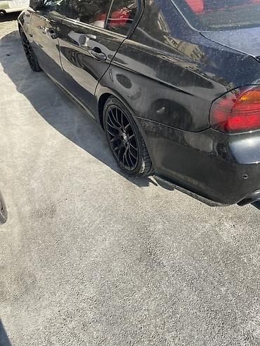 arxa yaylar: BMW E90 üçün arxa yaylar (purjunlar) qızdırılıb pasatka vermək üçün — 3