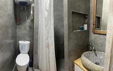 Посуточная аренда квартир: В г Каракол посуточное аренда квартиры . Чистые Теплые Уютные номера at lalafo.kg — 14 Посуточная аренда квартир: В г Каракол посуточное аренда квартиры . Чистые Теплые Уютные номера — 14