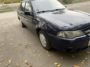 Daewoo Nexia: 2008 г., 1.5 л, Механика, Бензин, Седан