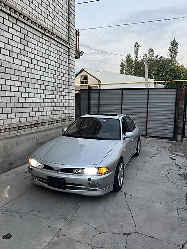 Mitsubishi Galant: 1993 г., 2 л, Кол менен иштөөчү, Бензин, Седан — 2