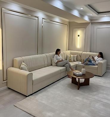 Угловые диваны: Угловой диван, C подушками, Трехместный — 1