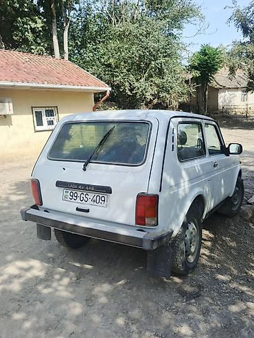opel astra hatchback 2000: LADA Niva (VAZ 2121/21214 seriyası) 3 qapı, ağ rəng, tam ötürücülü — 6