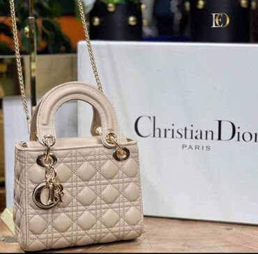 Torbe: Cena 4100 din — 24