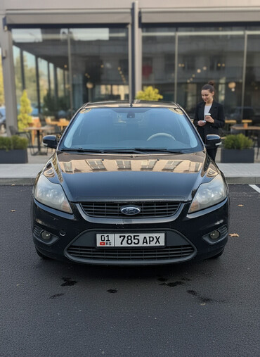 Ford: Ford Focus: 2010 г., 1.8 л, Механика, Бензин, Седан — 2