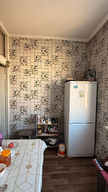 дешово продам: 1 комната, 35 м², Аламедин-1 мкр 105 серия, 8 этаж, Косметический ремонт — 2