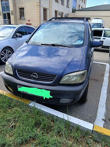 opel zafira a: Opel Zafira A, mavi rəng, 7 yerlik kompakt miniven. Opel Zafira.İli — 1