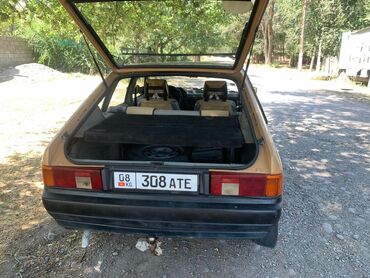 Москвич: Москвич 2141: 1990 г., 1.5 л, Механика, Бензин, Хэтчбэк — 24