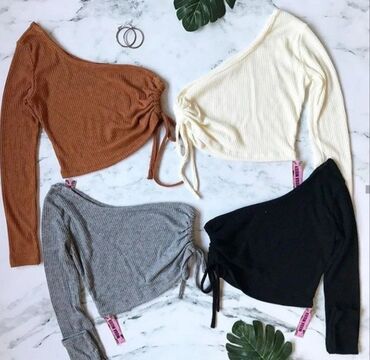 Bluze: L, Likra, Jednobojni, bоја - Crvena na lalafo.rs — 16 Bluze: L, Likra, Jednobojni, bоја - Crvena — 16