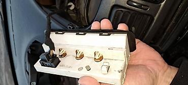 ptt informatika: DISPLEJ CRNI DZEK ZA PEUGEOT 206 | imam sve delove za peugeot 206 — 4