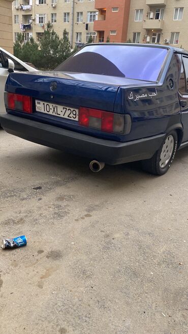 Tofas: Model: Tofas Şahin (sedan) Kuzov: 4 qapı, mavi rəng Yanacaq: Benzin -da lalafo.az — 3 Tofas: Model: Tofas Şahin (sedan) Kuzov: 4 qapı, mavi rəng Yanacaq: Benzin — 3