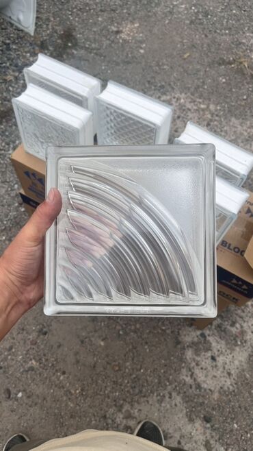 Строительный кирпич: Принимаю заказы на поставку стеклоблоков. Минимальный заказ от 50шт — 5