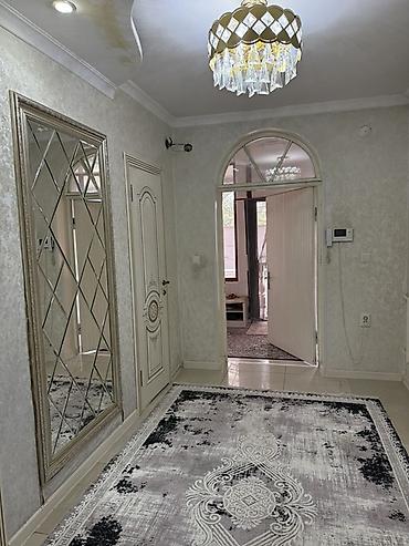 Продажа коттеджей и домов: 6 комнат, 200 м², 5 соток, Бишкек, Восток-5 мкр Собственник — 16