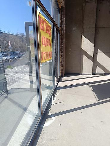 Аренда помещений свободного назначения: Сдается в аренду или продается торговое/офисное помещение на первом и — 9