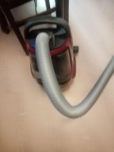 televizor jvc smart 109 cm: Samsung tozsoran - Marka/model: Samsung, qırmızı/qara gövdə, silindr — 4