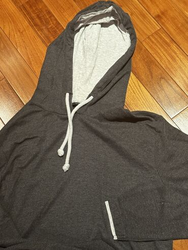 Svitşotlar: Kisi ucun hoodie M size