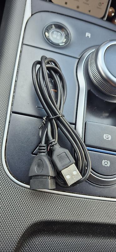 gen: Usb uzadici — 1