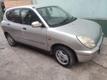 тойота vitz: Toyota Vitz / Platz / Yaris / Echo: 1998 г., 1 л, Автомат, Бензин