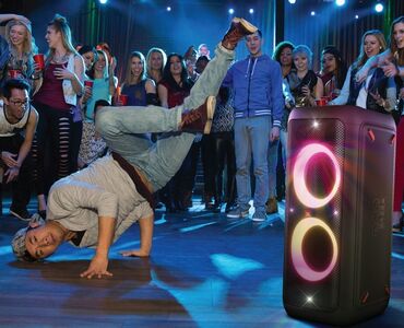 Динамики и колонки: Колонка. Аренда JBL(USA) 240W, Bluetooth. Аренда микрофона(2шт) — 6