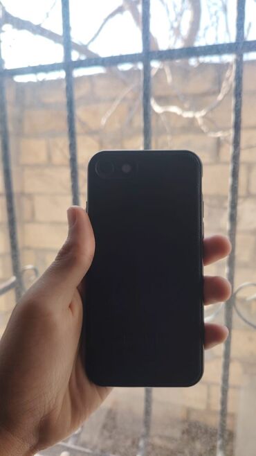 Apple iPhone: IPhone 8, 64 GB, Qızılı