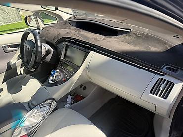 byd e1: Toyota Prius: 2011 г., 1.8 л, Автомат, Гибрид, Хэтчбэк — 3