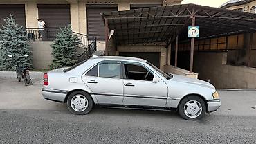 мерс 124 1993: Mercedes-Benz C-Class: 1993 г., 1.8 л, Механика, Бензин, Седан — 2