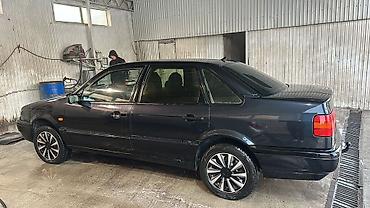 Volkswagen: Volkswagen Passat: 1994 г., 2 л, Механика, Бензин, Седан — 3