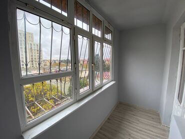 Köhnə tikili: Bakı, Bakıxanov qəs., 2 otaqlı, Köhnə tikili, m. Neftçilər, 70 kv. m — 2