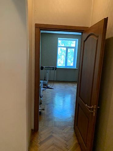 Долгосрочная аренда квартир: 3 комнаты, Агентство недвижимости — 8