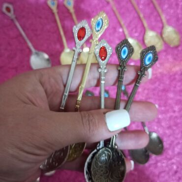 Qaşıqlar: Gözmünçugulu. qirmizi. däşlarla. müräbbä. qaşiglari — 4