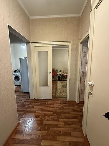 4 кв: 3 комнаты, 66 м², 105 серия, 2 этаж, Старый ремонт — 5
