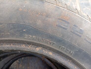 оборудование для шиномонтаж: Шины 225/65R17 102H предназначены для легковых автомобилей и
