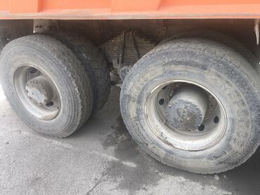 r17 6 139 7: Шины 315 / 80 / R 22,5, Пара, Грузовики/Автобусы