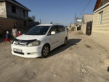 бак на волво: Toyota Ipsum: 2001 г., Автомат, Бензин, Минивэн — 6