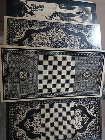 Спортивные игры: Ağacdan hazırlanmış nərd-şahmat dəsti + 4 azn das ve zer. - Material — 10