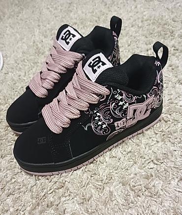 ecco 37 38: Кроссовки, 39.5, 38.5, 39, DC, Новый, цвет - Черный — 1