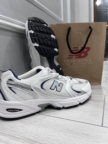 Кроссовки и спортивная обувь: Мужские кроссовки, 43, New Balance, Новый, цвет - Белый, Самовывоз