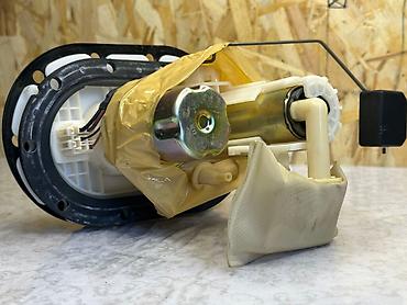 ej 20: Топливный бак Subaru 2000 г., Б/у, Оригинал, Япония — 2