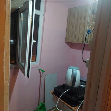 Qarajlar: Sumqayıt, 1 otaqlı, Köhnə tikili, 32 kv. m