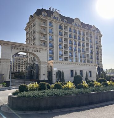 срочно продаётся 1 комнатная квартира в районе парк фучика: 4 комнаты, 148 м², Элитка, 9 этаж, ПСО (под самоотделку)