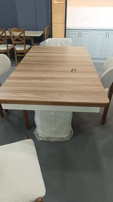 Masa və oturacaq dəstləri: Balkon üçün, Yeni, Açılmayan, Yumru masa, 2 stul — 8