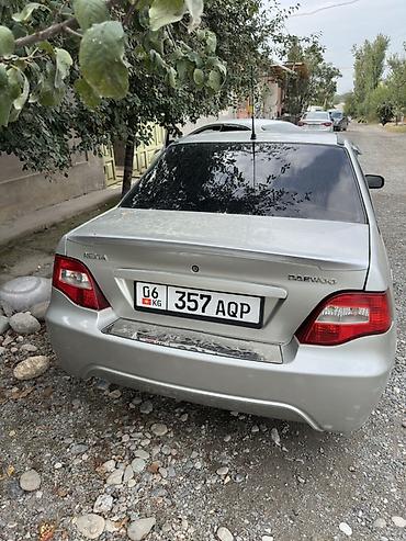 Daewoo Nexia: 2009 г., Механика, Бензин, Седан