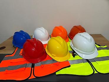 Спецодежда: СПЕЦОДЕЖДА И СИЗ Работаешь — значит защищаешься правильно. У нас at lalafo.kg — 1 Спецодежда: СПЕЦОДЕЖДА И СИЗ Работаешь — значит защищаешься правильно. У нас — 1