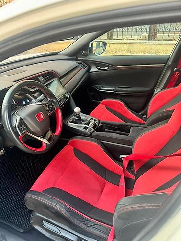 Honda: Honda Civic: 2019 г., 2 л, Механика, Бензин, Хэтчбэк — 6